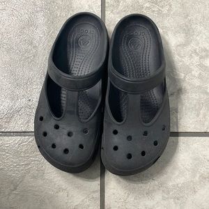 Crocs Mary Jane Black Slip-On Clogs Women’s Size 8